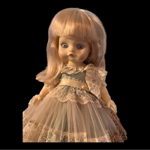 Doll By Louis Nichole  Heirloom Collection Louis XVII - Picture 2 of 14